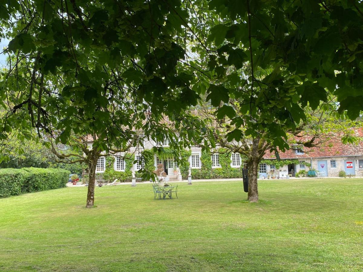 L'orangerie De Malpas Bed & Breakfast