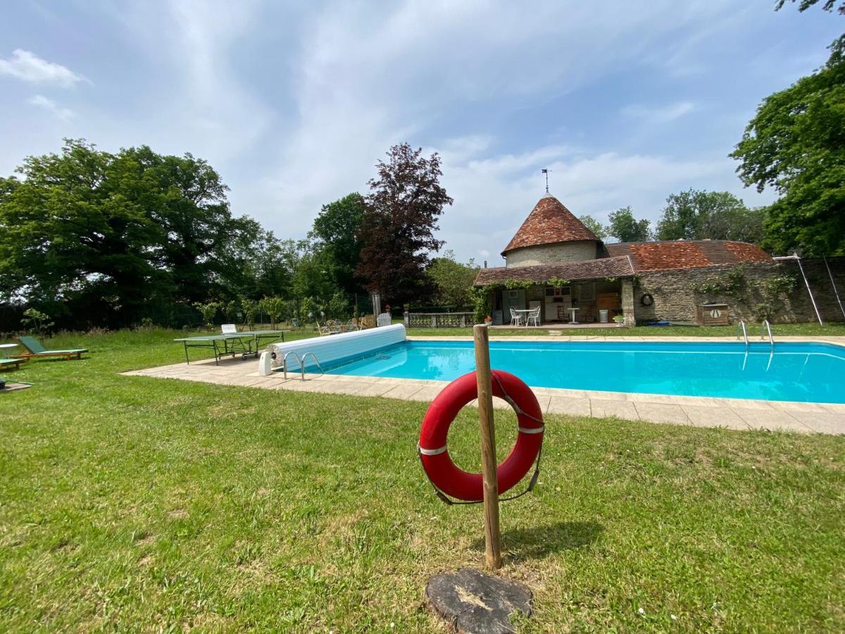 L'orangerie De Malpas Bed & Breakfast Quingey